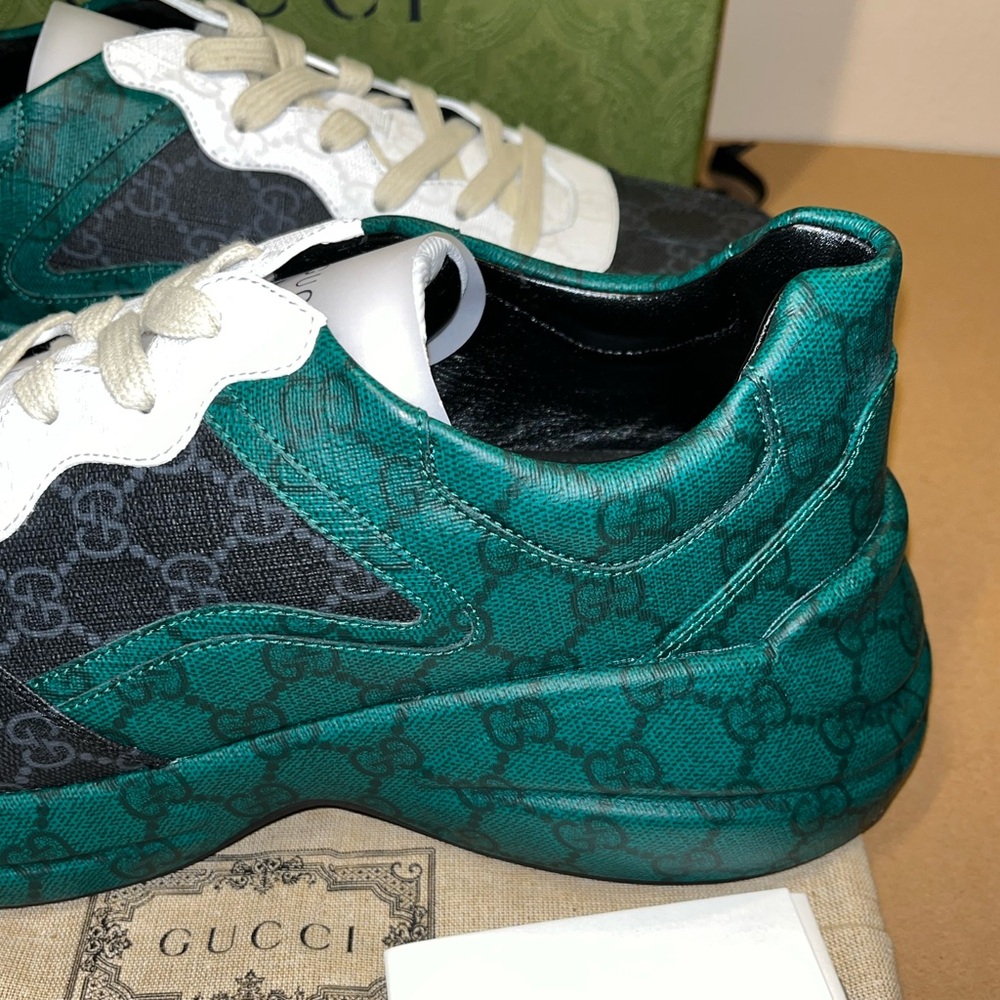 Authentic Gucci Men’s GG supreme sneakers size 11 - Picture 7 of 13
